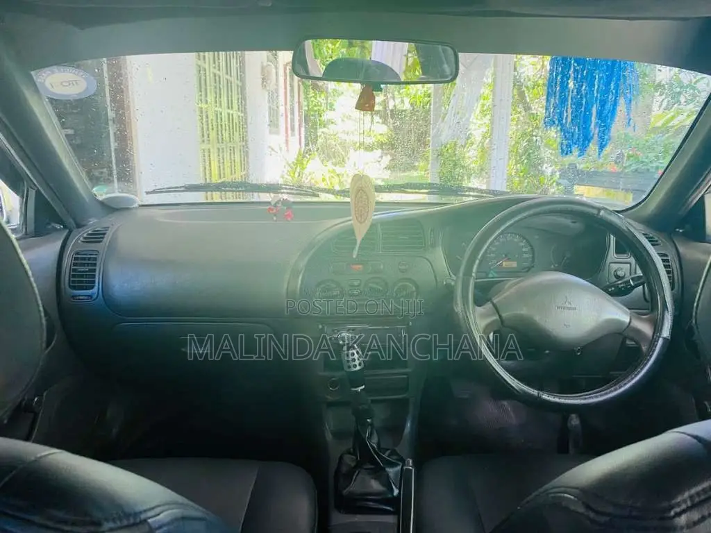Mitsubishi Lancer 1999 Car (Used)