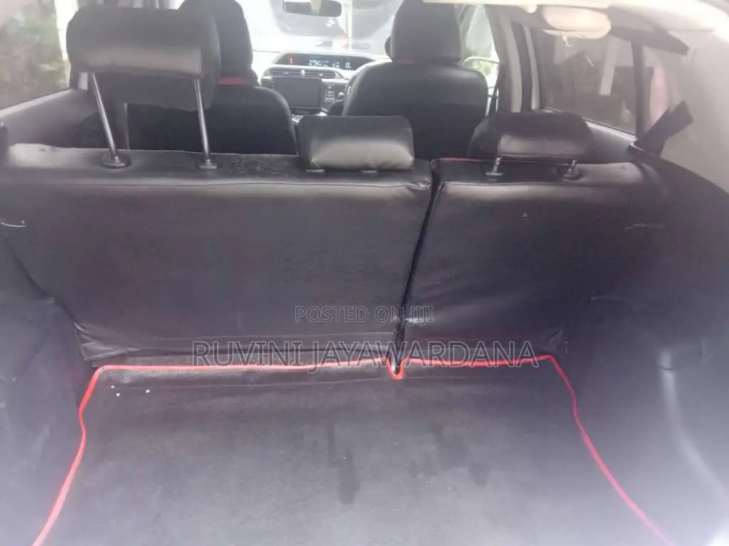 Toyota Aqua 2014 Car (Used)