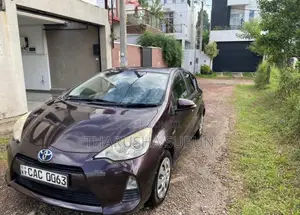 Toyota Aqua 2014 Car (Used)