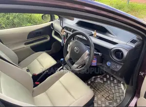 Toyota Aqua 2014 Car (Used)