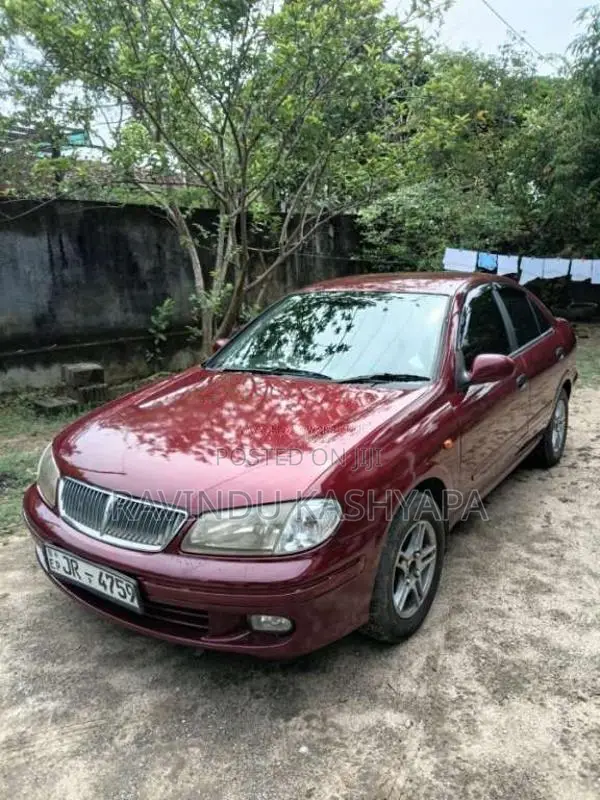 Nissan N16 2001 Car (Used)