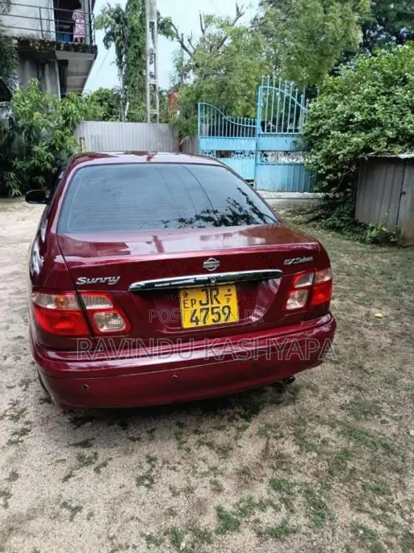 Nissan N16 2001 Car (Used)