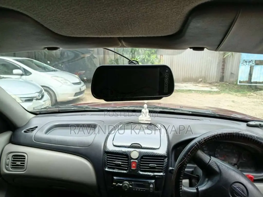 Nissan N16 2001 Car (Used)
