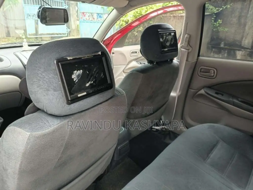 Nissan N16 2001 Car (Used)