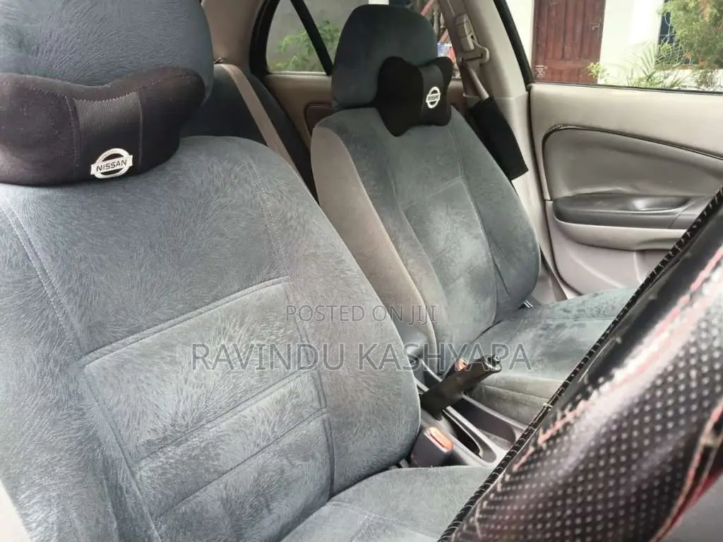 Nissan N16 2001 Car (Used)