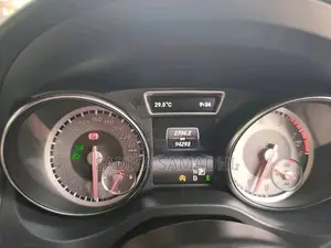 Mercedes-Benz CLA 180 2015 Car (Used)