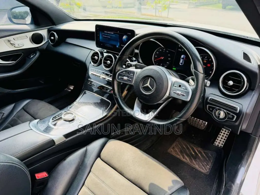 Mercedes-Benz C200 2018 Car (Used)