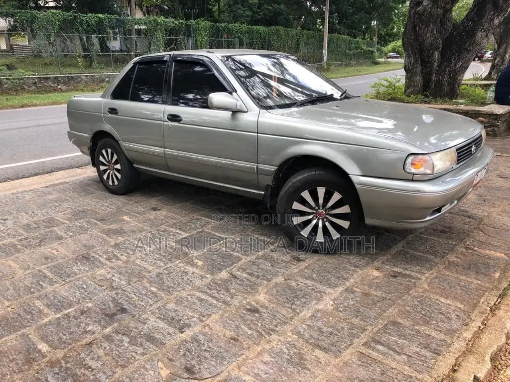 Nissan Sunny FB13 1993 Car (Used)