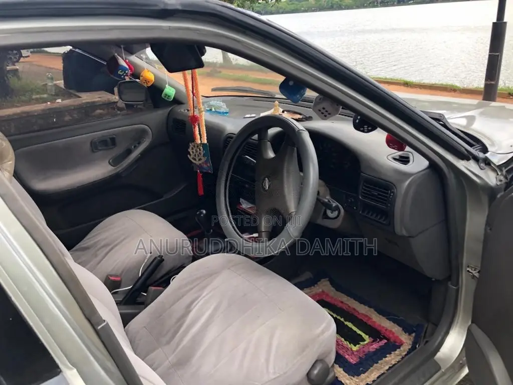 Nissan Sunny FB13 1993 Car (Used)