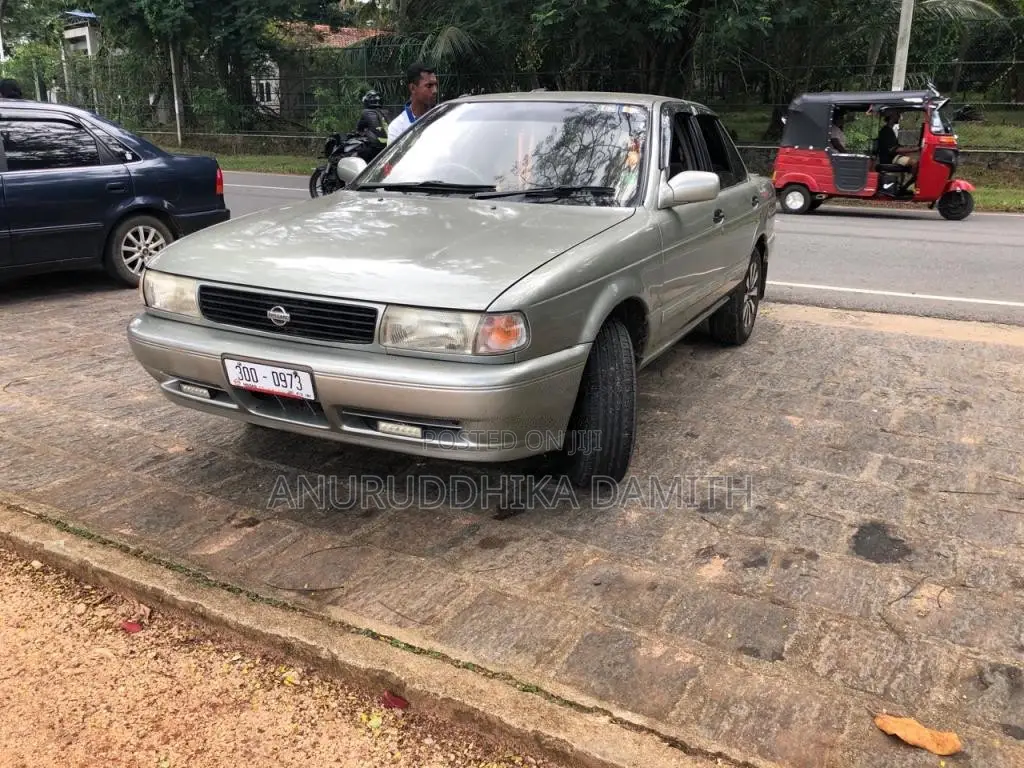 Nissan Sunny FB13 1993 Car (Used)