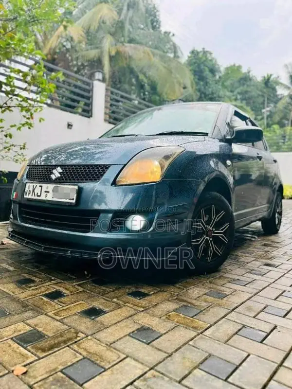 Suzuki Swift 2010 Car (Used)