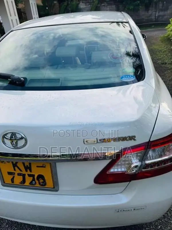 Toyota Premio 2013 Car (Used)