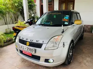 Suzuki Swift 2005 Car (Used)