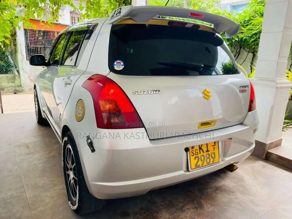 Suzuki Swift 2005 Car (Used)