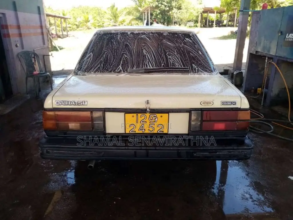 Daihatsu Charmant 1982 Car (Used)