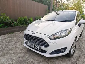 Ford Fiesta Sedan 2015 Car (Used)