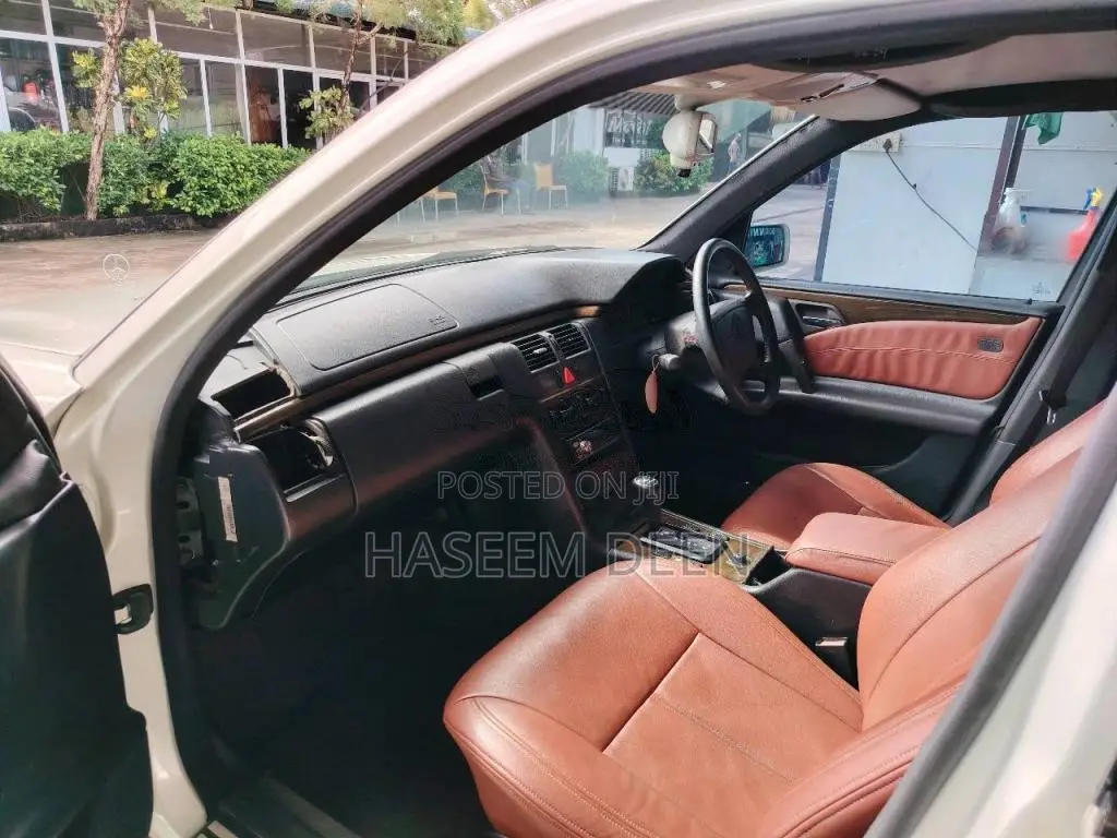 Mercedes-Benz W210 1997 Car (Used)