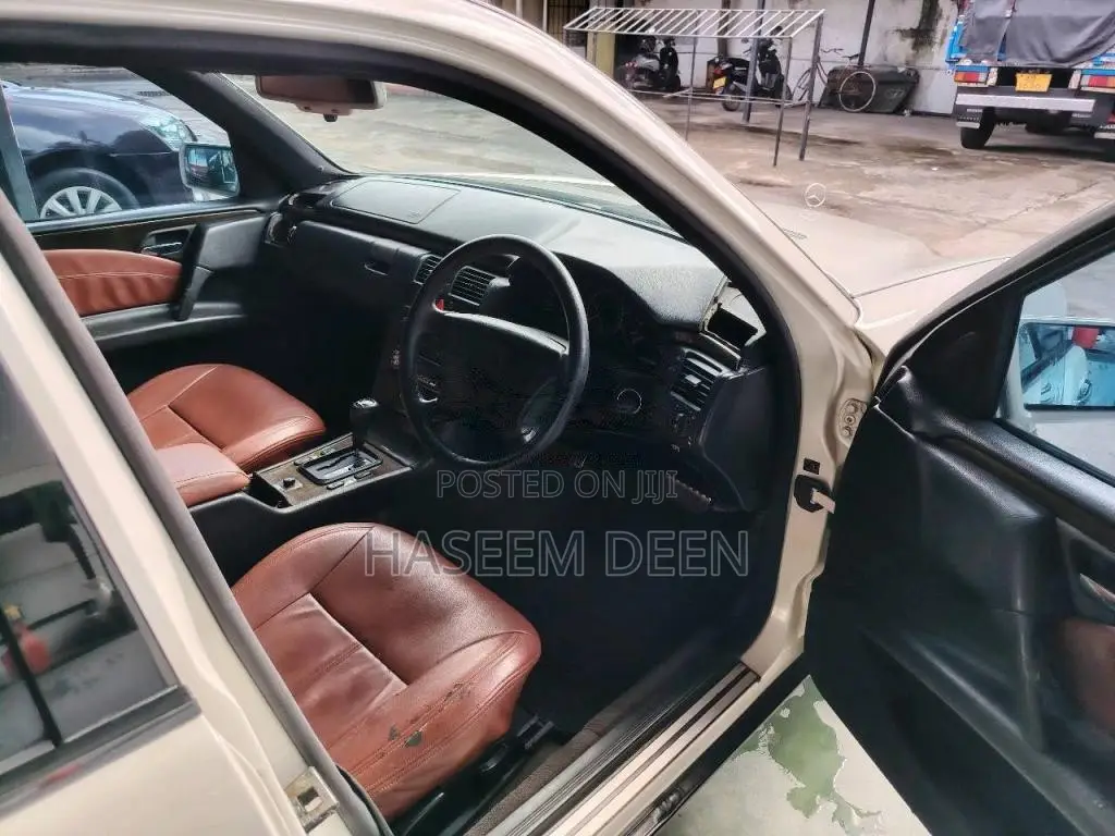 Mercedes-Benz W210 1997 Car (Used)