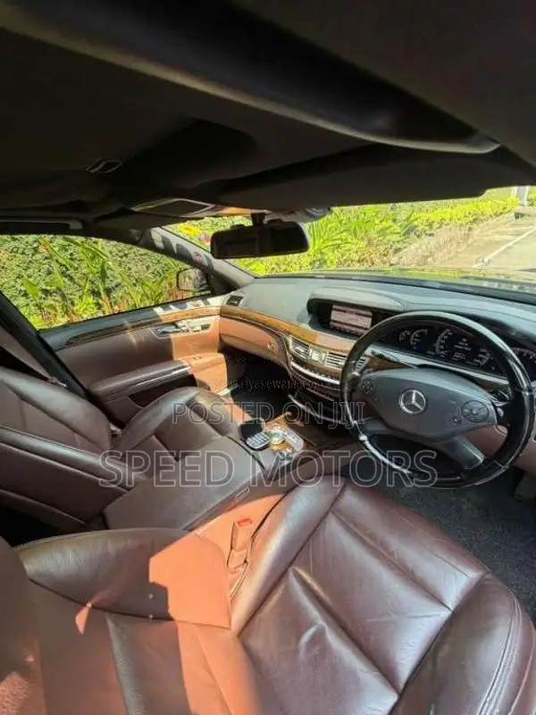 Mercedes-Benz S300 2010 Car (Used)