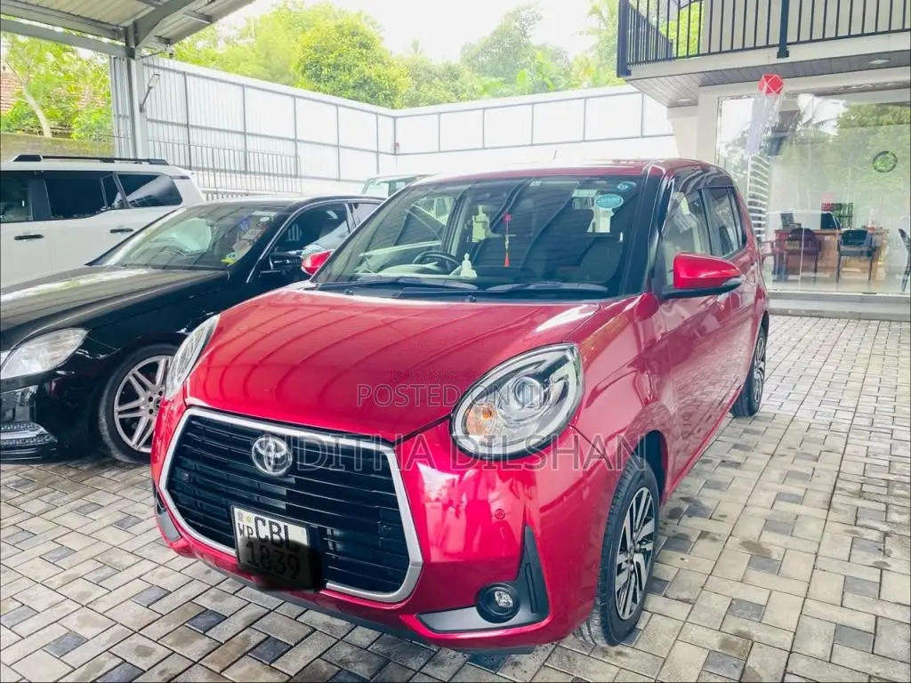 Toyota Passo 2018 Car (Used)