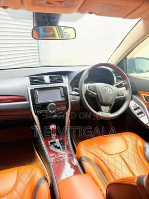 Toyota Premio 2016 Car (Used)