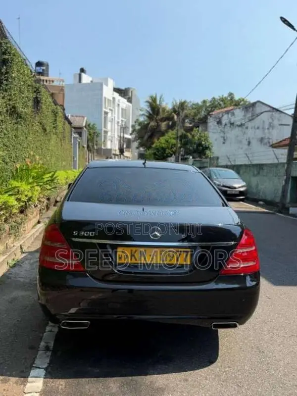 Mercedes-Benz S300 2010 Car (Used)