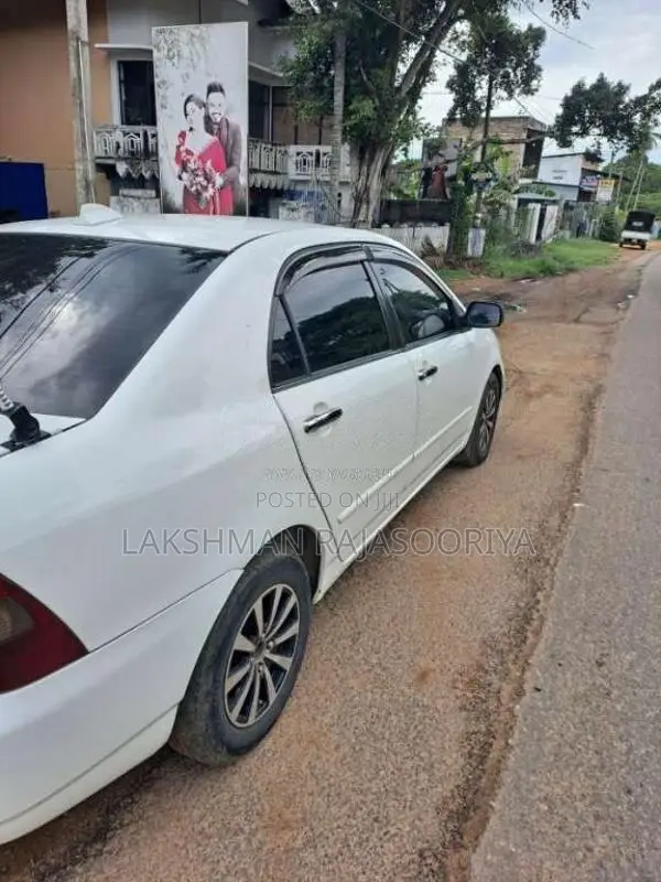 Toyota Corolla 121 2000 Car (Used)