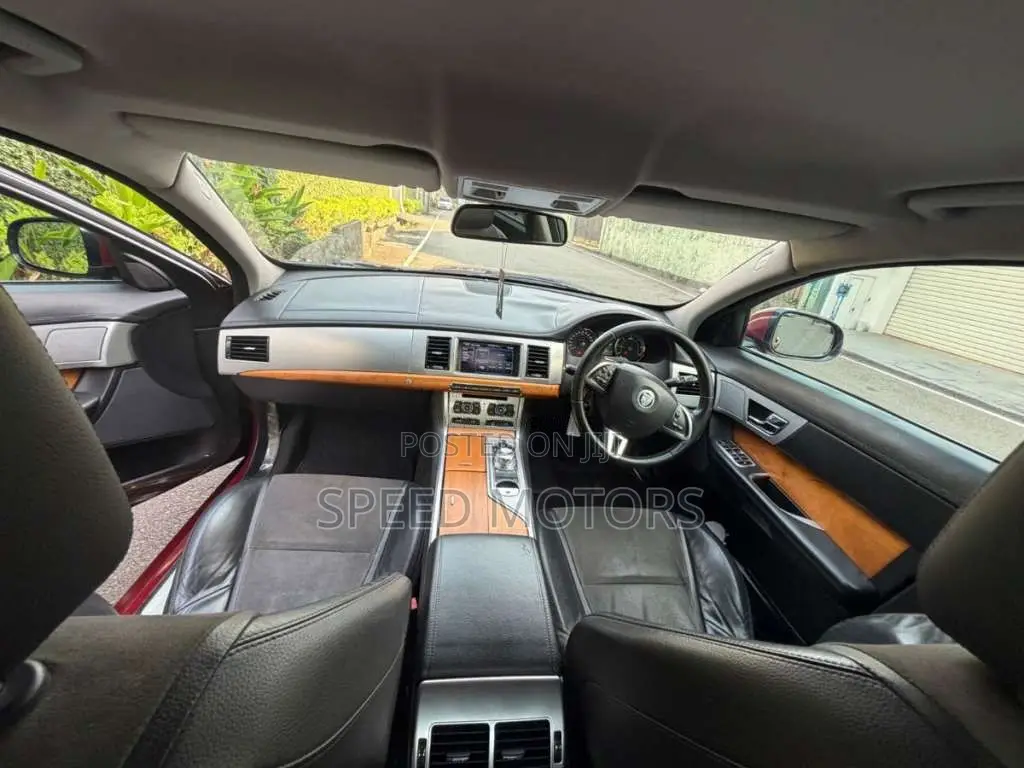 Jaguar X Type 2013 Car (Used)