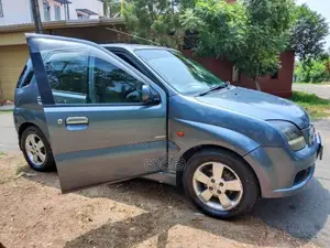 Chevrolet Cruze 2005 Car (Used)