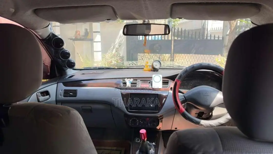 Mitsubishi Lancer 2002 Car (Used)
