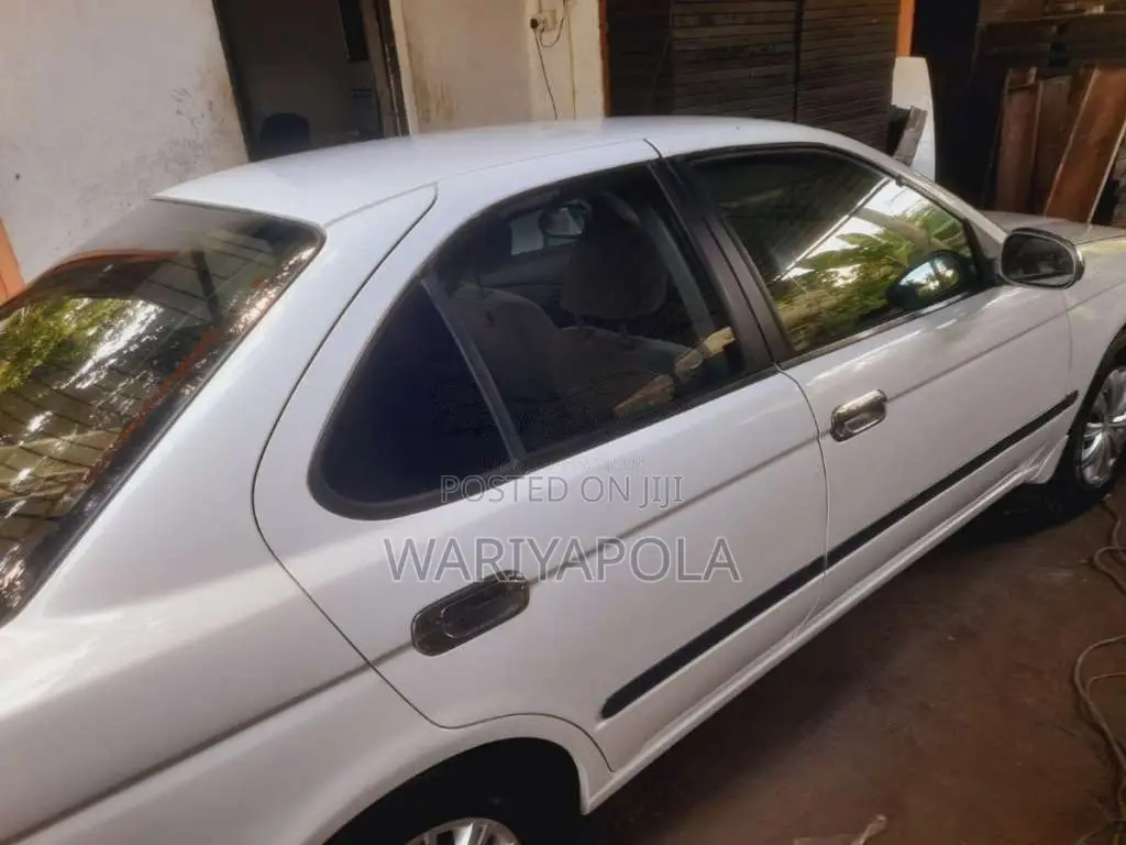 Nissan FB15 2000 Car (Used)