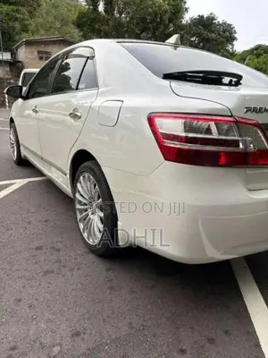 Toyota Premio 2013 Car (Used)