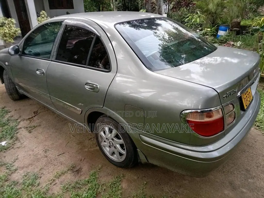 Nissan N16 Sylphy 2001 Car (Used)