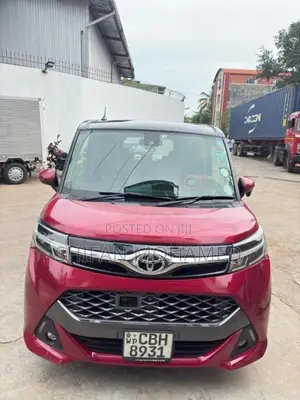 Toyota Tank 2018 Car (Used)