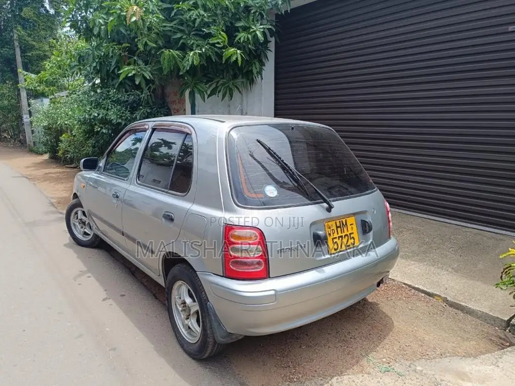 Nissan March 2000 Car (Used)