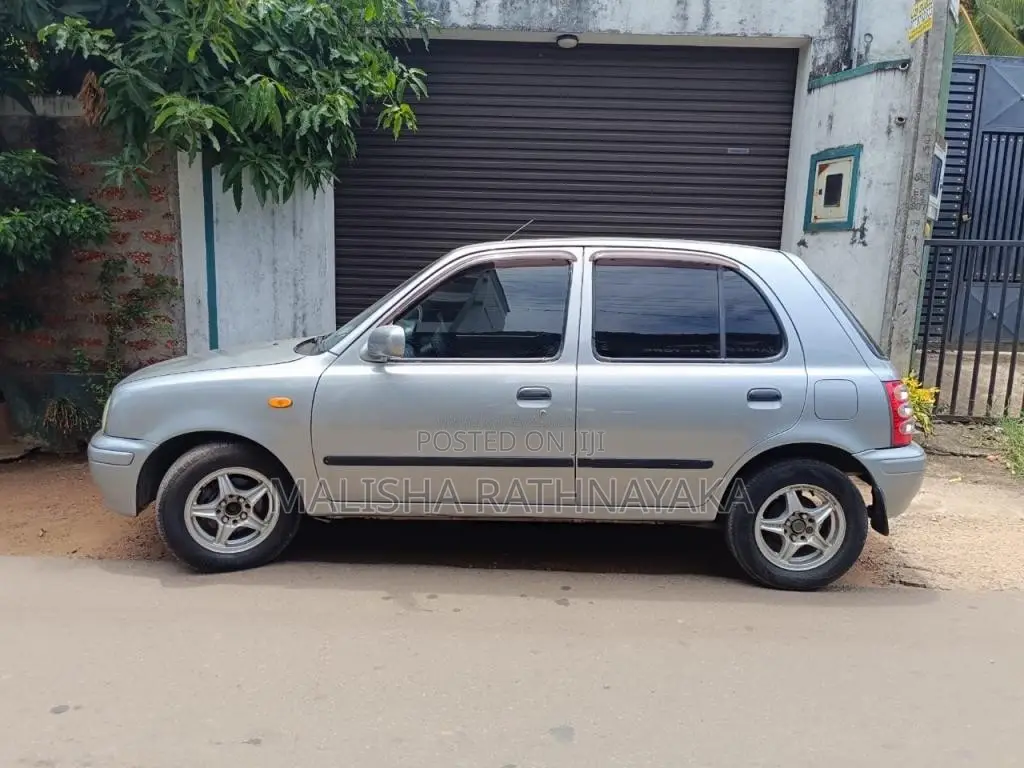 Nissan March 2000 Car (Used)