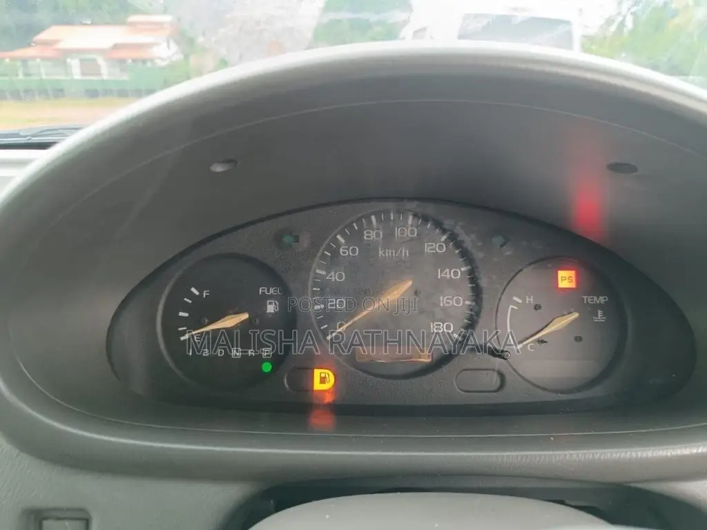 Nissan March 2000 Car (Used)