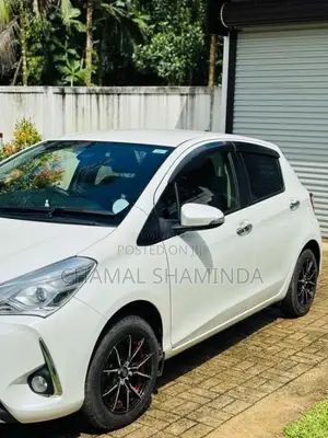 Toyota Vitz 2019 Car (Used)