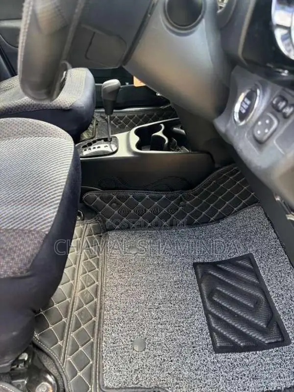 Toyota Vitz 2019 Car (Used)