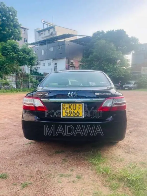 Toyota Premio 2012 Car (Used)