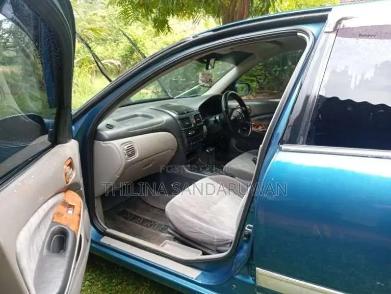 Nissan N16 2000 Car (Used)