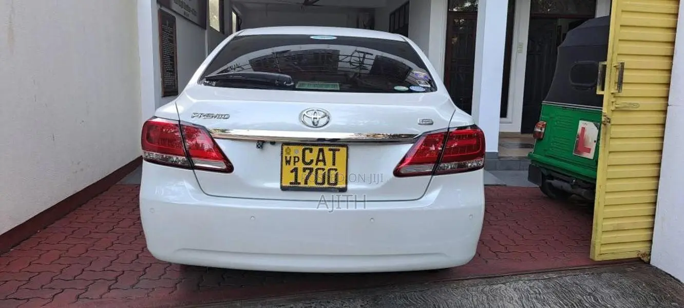 Toyota Premio 2017 Car (Used)