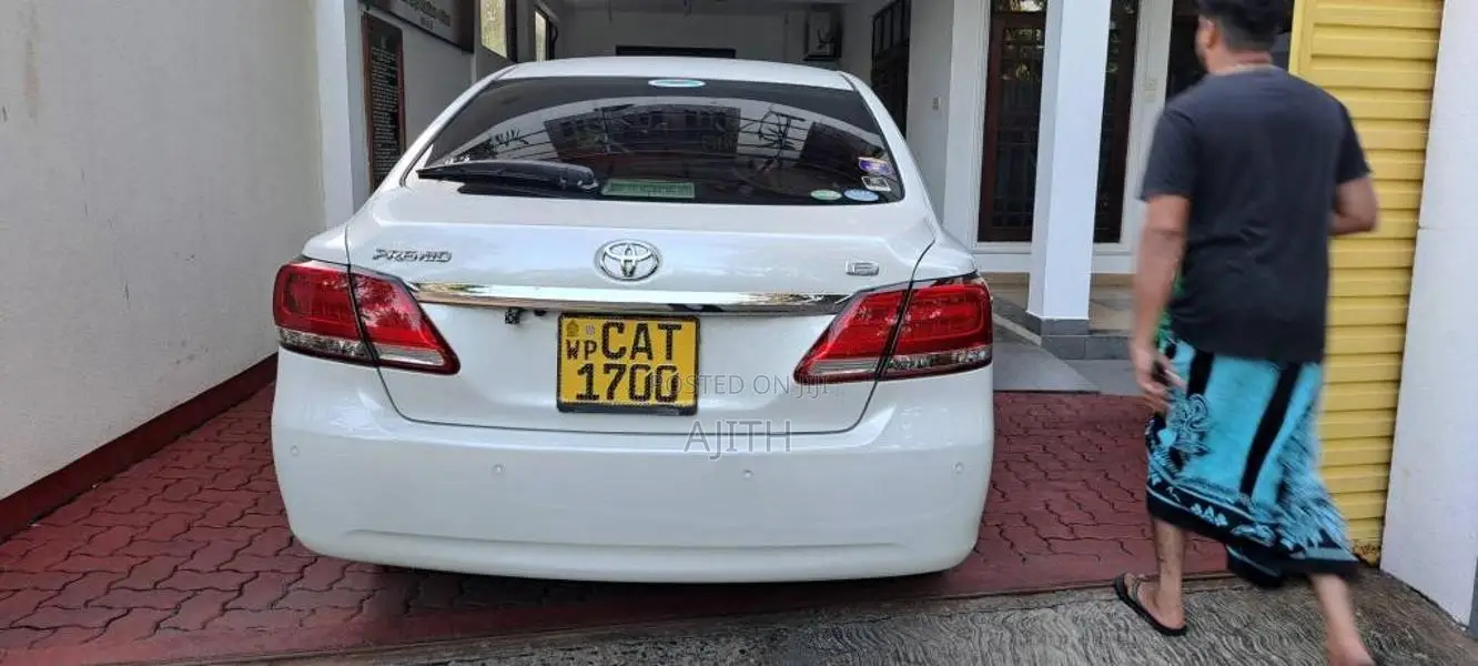 Toyota Premio 2017 Car (Used)