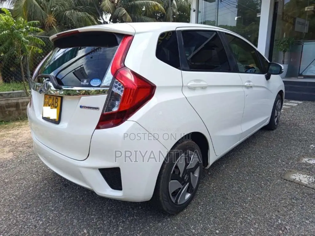 Honda Fit GP5 L Grade 2014 Car (Used)