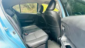 Toyota Aqua 2014 Car (Used)