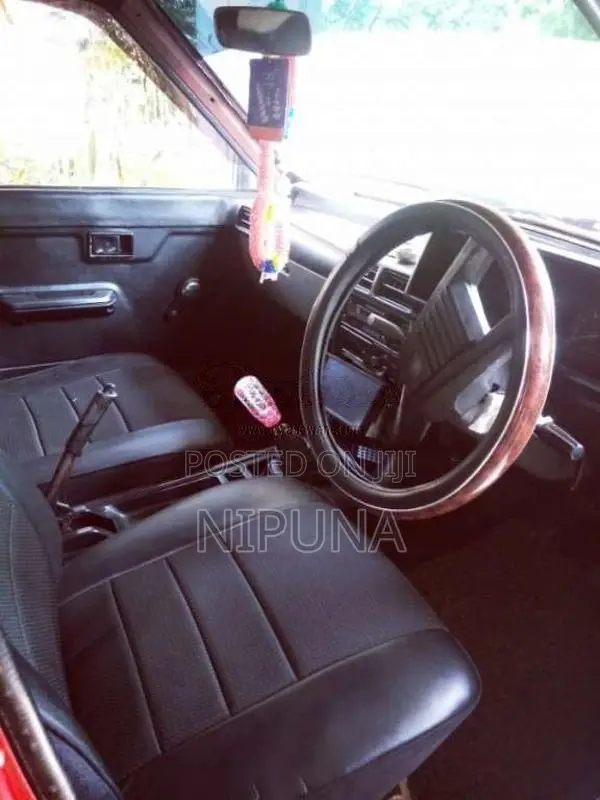 Mitsubishi Lancer Box 1982 Car (Used)