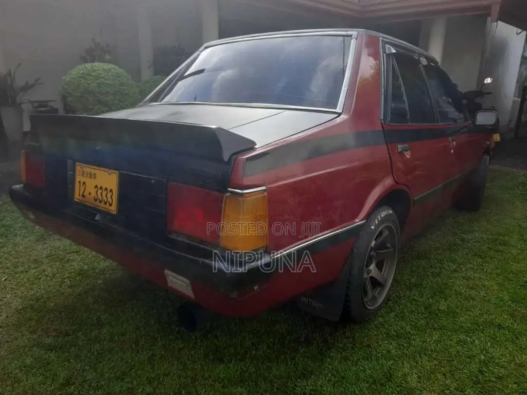 Mitsubishi Lancer Box 1982 Car (Used)
