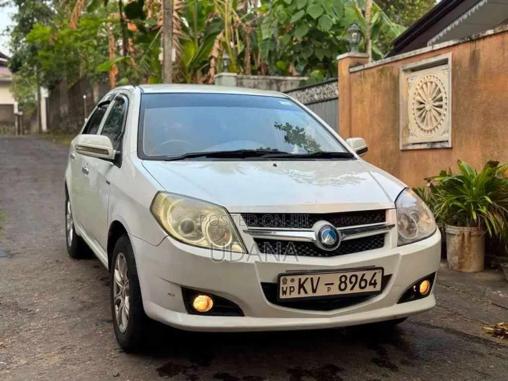Micro MX7 2013 Car (Used)
