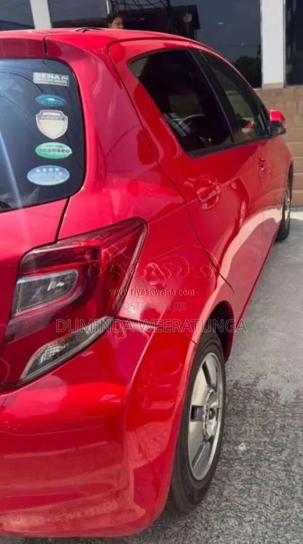 Toyota Vitz 2015 Car (Used)