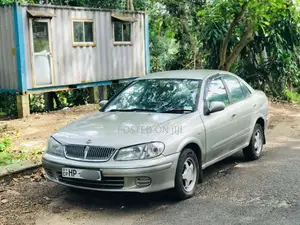 Nissan N16 Sunny Sylphy FG10 2001 Car (Used)